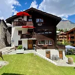 Tiny House Ibex * Saas Fee